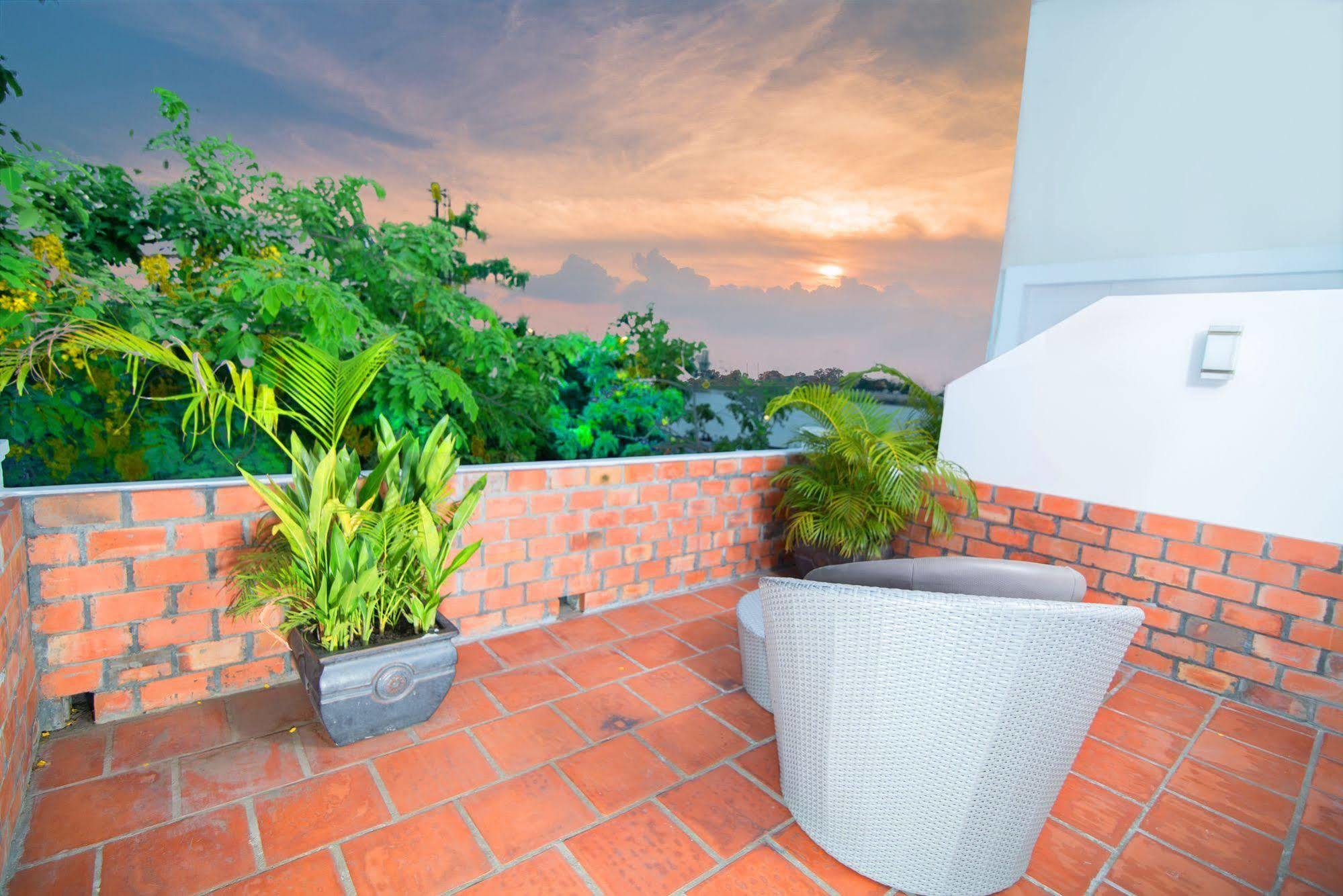 Riverview Cambodia Boutique Hotel Phnompenh Exteriér fotografie